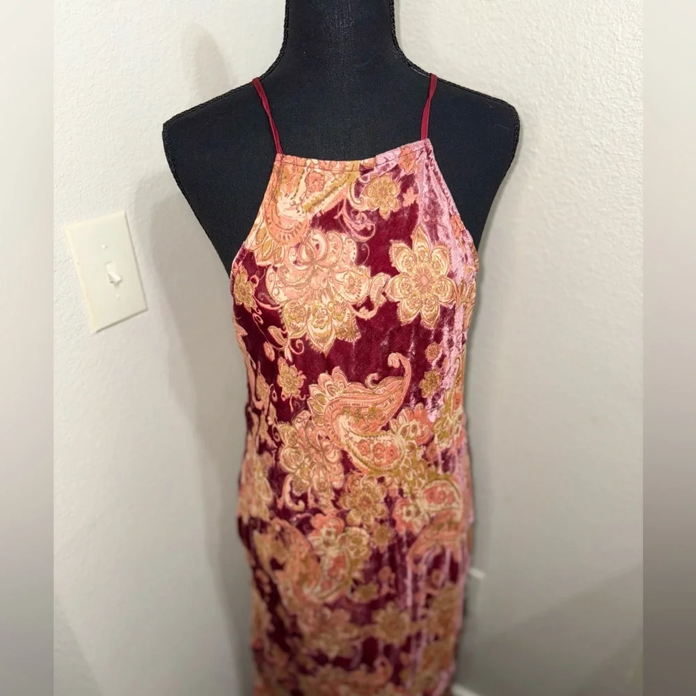 Dress Forum Floral‎ Paisley Velvet Midi Dress- Size Large